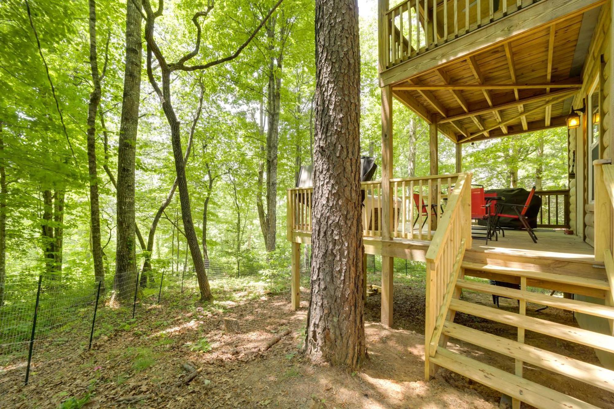 Cozy Whittier Cabin And Yard And Hot Tub, Pets Welcome Exterior photo